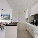 公寓 Huswell - Experience Coastal Luxury At *