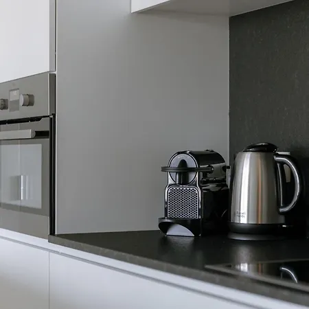 Huswell - Experience Coastal Luxury At Apartment Ostende