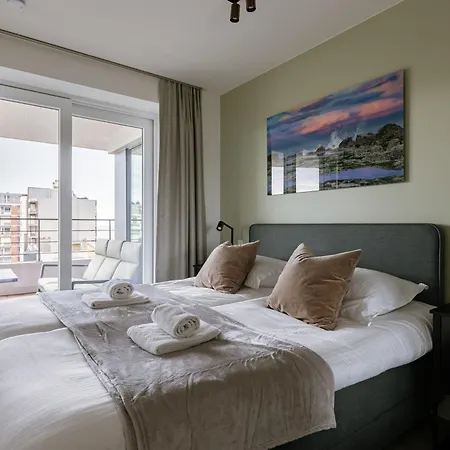 Huswell - Experience Coastal Luxury At Apartament Ostenda
