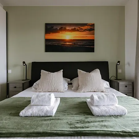 Huswell - Experience Coastal Luxury At 奥斯滕德
