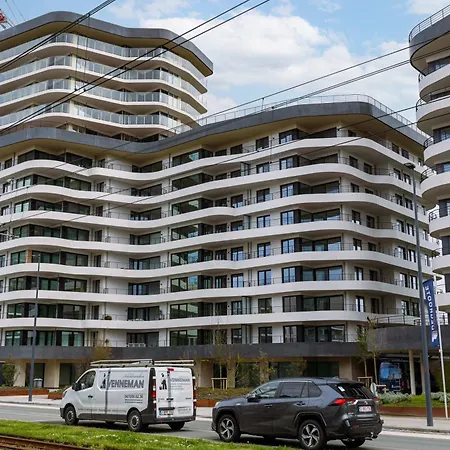 Apartment Huswell - Experience Coastal Luxury At *